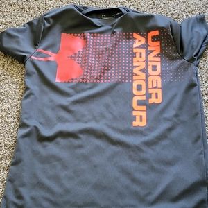 Boys under armour t shirt